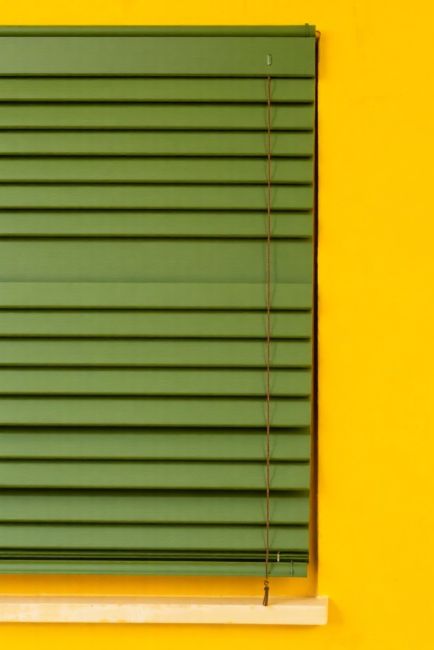 window blinds installer
